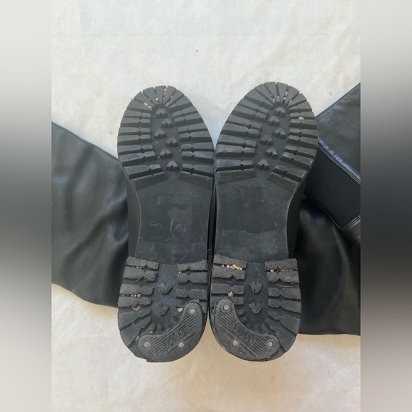 Stuart Weitzman Over the knee Boots Black Leather Pull On Round Toe Size 8.5 M - Picture 6 of 8